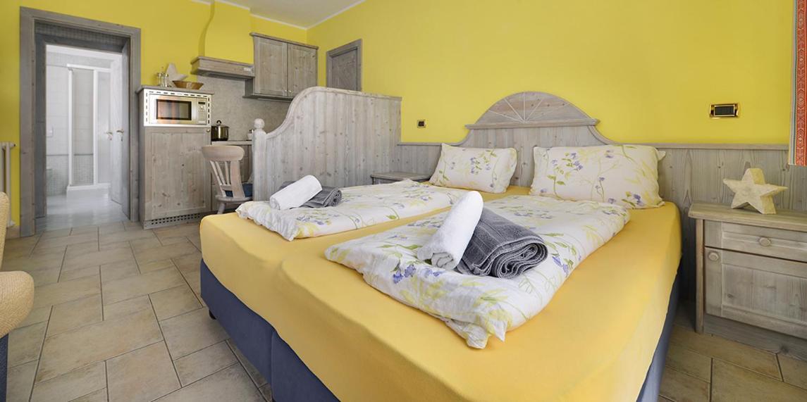 Residence Le Cascate リヴィーニョ エクステリア 写真